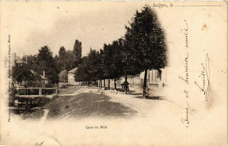 Carte postale ancienne Suippes-Quai du Midi à Suippes