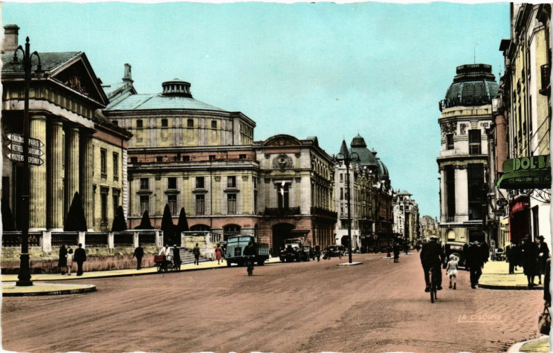 Carte postale ancienne Reims-Rue de Vesle à Reims