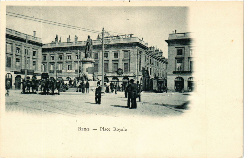 Carte postale ancienne Reims-Place Royale à Reims