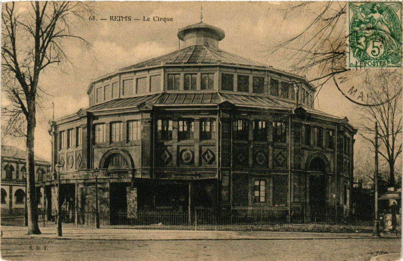 Carte postale ancienne Reims-Le Cirque à Reims