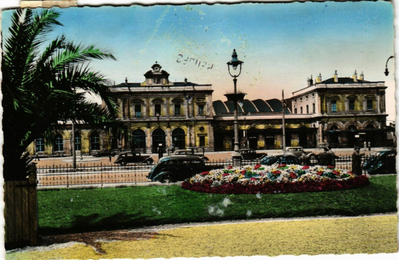 Carte postale ancienne Reims-La Gare à Reims