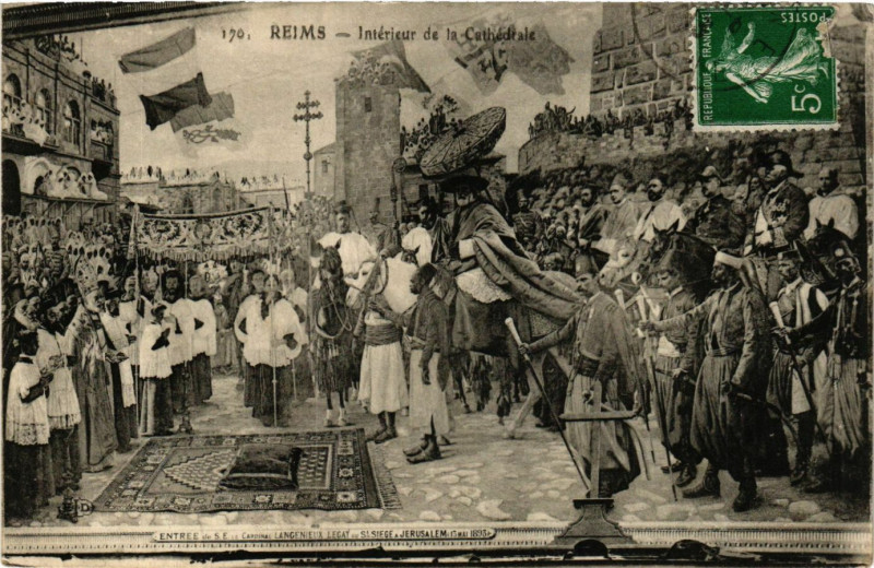 Carte postale ancienne Reims-Interieur de la Cathédrale à Reims