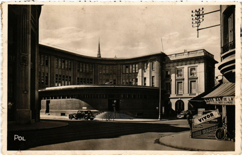 Carte postale ancienne Reims-Hotel des Postes à Reims