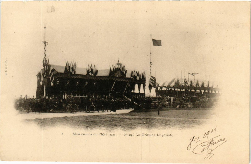 Carte postale ancienne Manoeuvres de l'Est La Tribune Imperiale