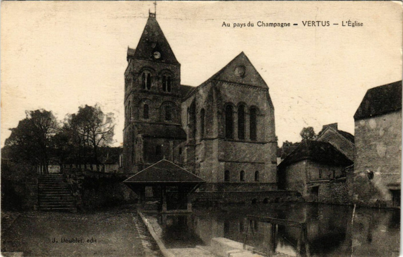 Carte postale ancienne Au pays du Champagne Vertus L'Eglise