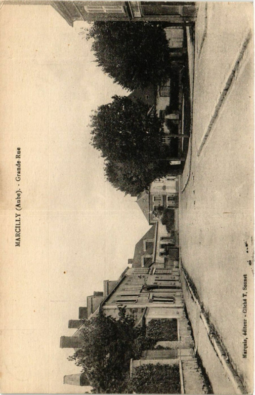 Carte postale ancienne Marcilly - Grande Rue