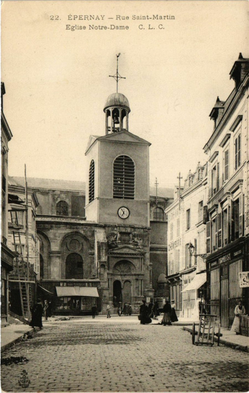 Carte postale ancienne Epernay - Rue Saint-Martin à Épernay
