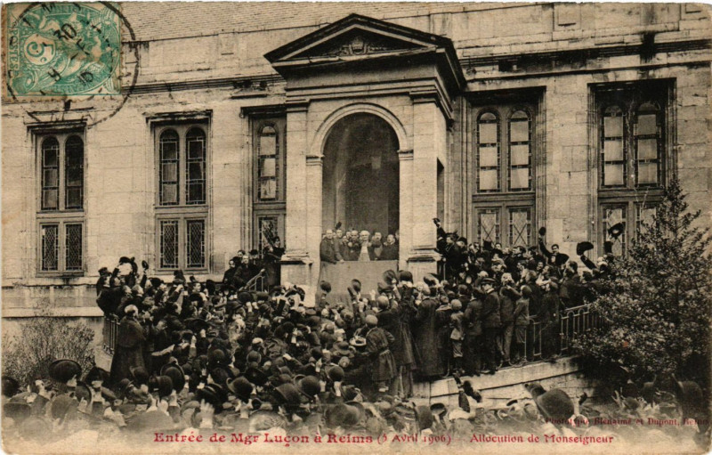 Carte postale ancienne Reims - Allocition de Monseigneur à Reims