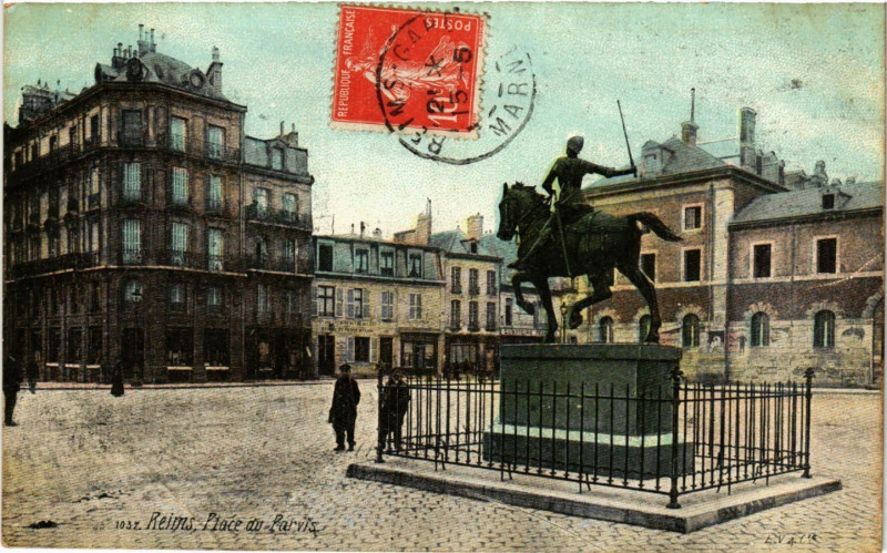 Carte postale ancienne Reims - Place du Paris à Reims