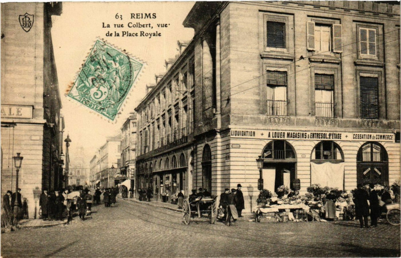 Carte postale ancienne Reims - La Rue Colbert à Reims