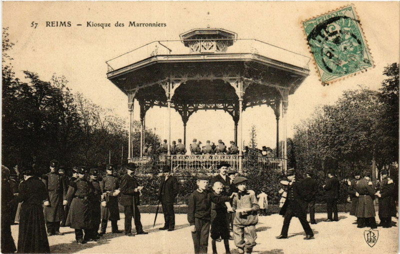 Carte postale ancienne Reims - Kiosque des Marronniers à Reims