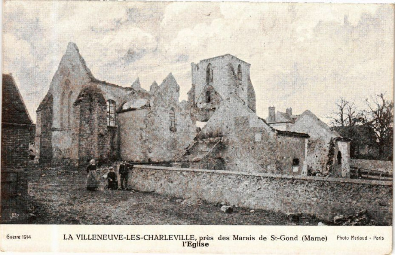 Carte postale ancienne La Villeneuve-les-Charleville pres des Marais de Saint-Gond à Charleville
