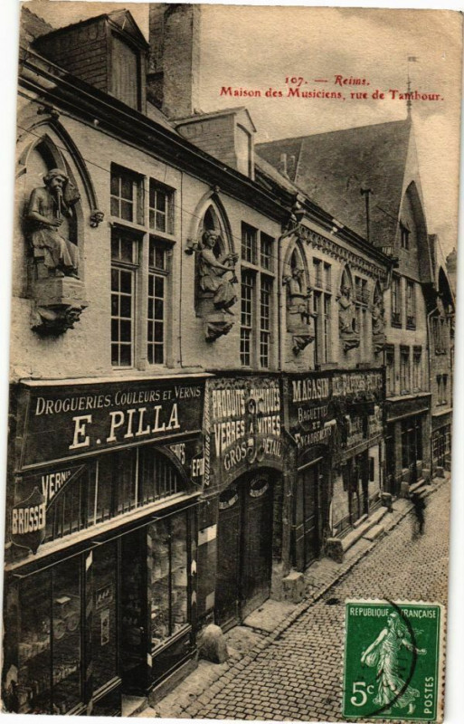 Carte postale ancienne Reims - Maison des Musiciens vue de Tambour à Reims