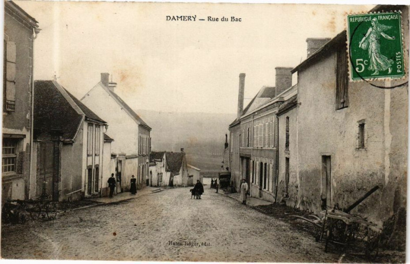 Carte postale ancienne Damery - Rue du Bac à Damery