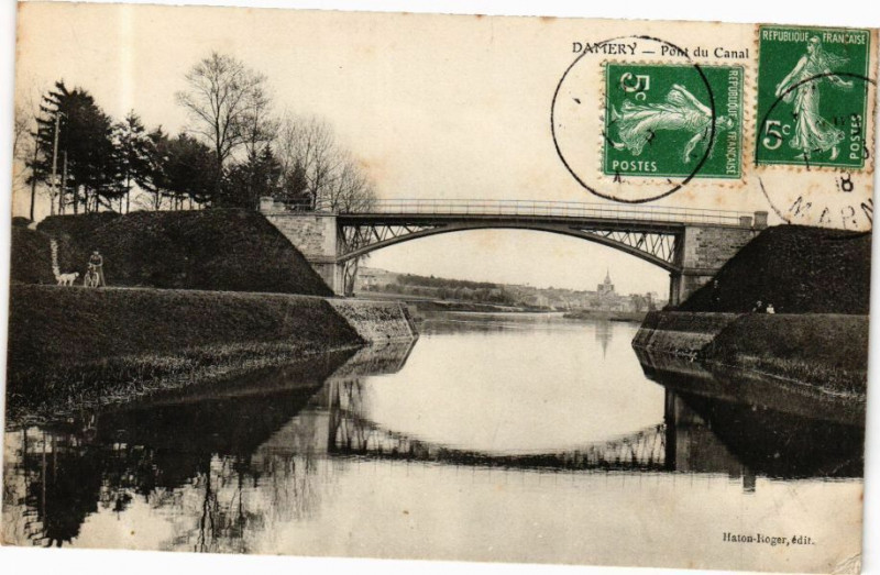 Carte postale ancienne Damery - Pont du Canal à Damery