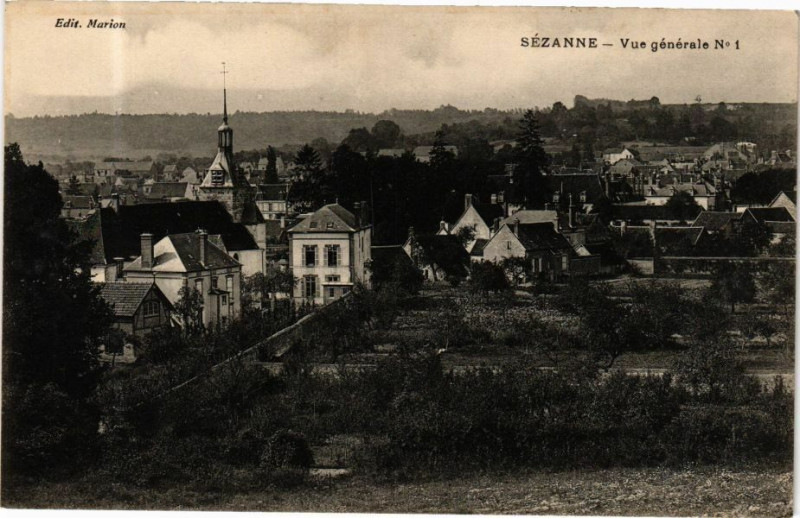 Carte postale ancienne Sezanne - Vue générale à Sézanne