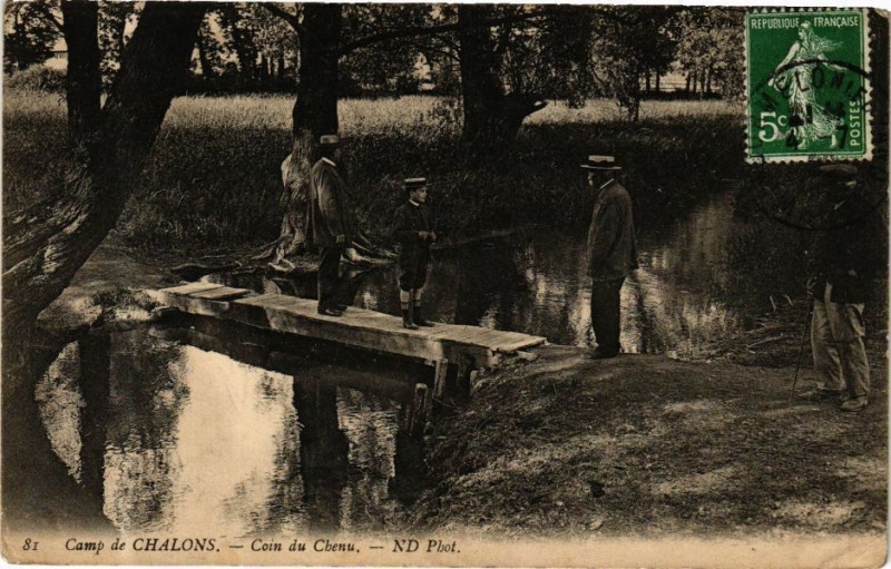 Carte postale ancienne Camp de Chalons - Coin du Cbenu