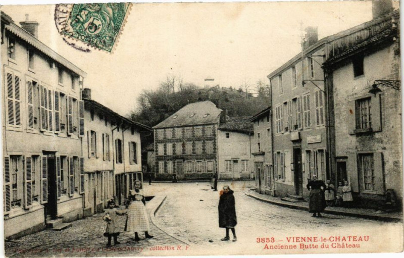 Carte postale ancienne Vienne-le-Chateau - Ancienne Butte du Chateau à Vienne-le-Château
