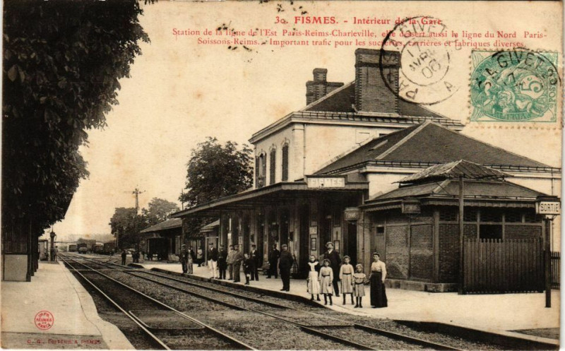 Carte postale ancienne Fismes - Interieur de la Gare - Station de la ligue de l'Est à Fismes