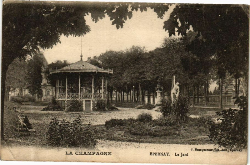 Carte postale ancienne La Champagne - Epernay --le-Jard à Épernay