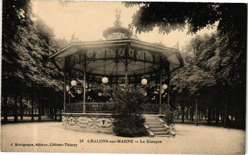 Carte postale ancienne Chalons-sur-Marne - Le Kiosque