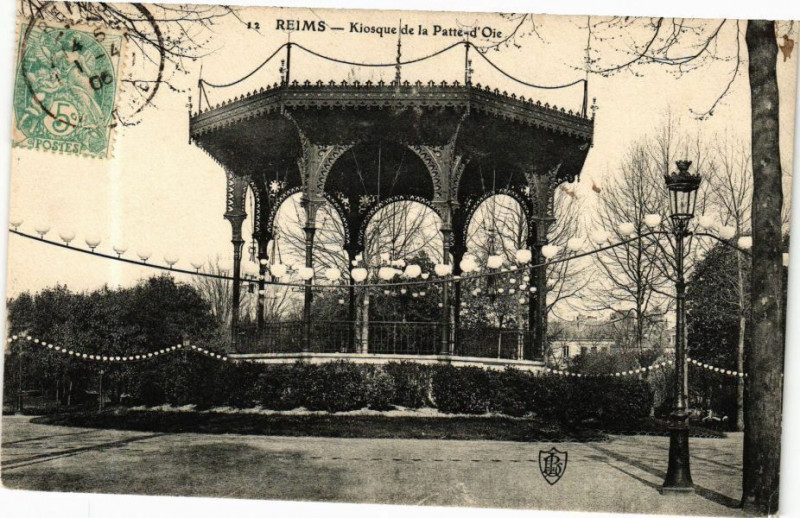 Carte postale ancienne Reims - Kiosque de la Patte d'Oie à Reims