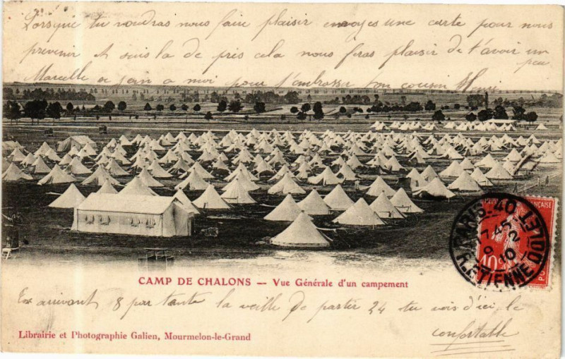 Carte postale ancienne Camp de Chalons - Vue générale d'un campement