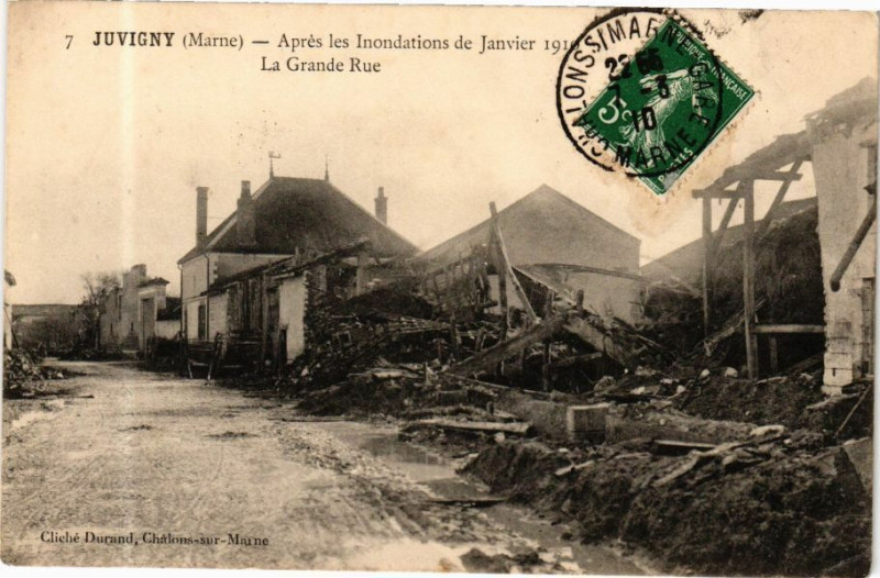 Carte postale ancienne Juvigny (Marne) Apres les Inondations de Janvier 1910 -la-Grande.. à Juvigny