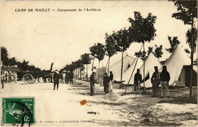 Carte postale ancienne Camp-de-Mailly - Campement d'Artillerie
