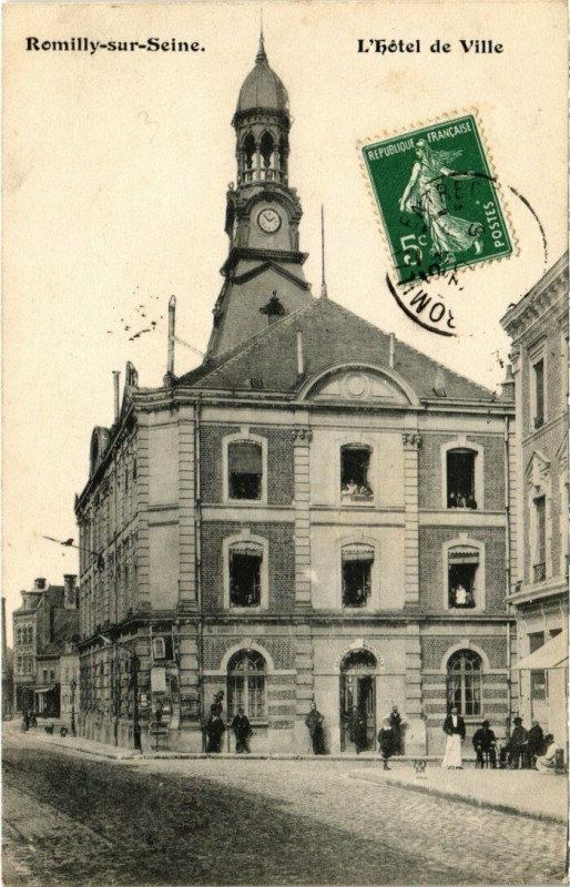 Carte postale ancienne Romilly-sur-Seine - Hotel de Ville à Romilly-sur-Seine