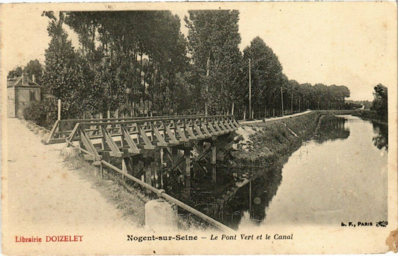 Carte postale ancienne Nogent-sur-Seine - Le Pont vert et le canal à Nogent-sur-Seine