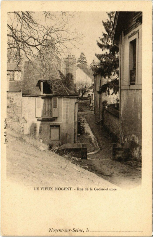 Carte postale ancienne Nogent-sur-Seine - Rue de la Grosse-Armée à Nogent-sur-Seine
