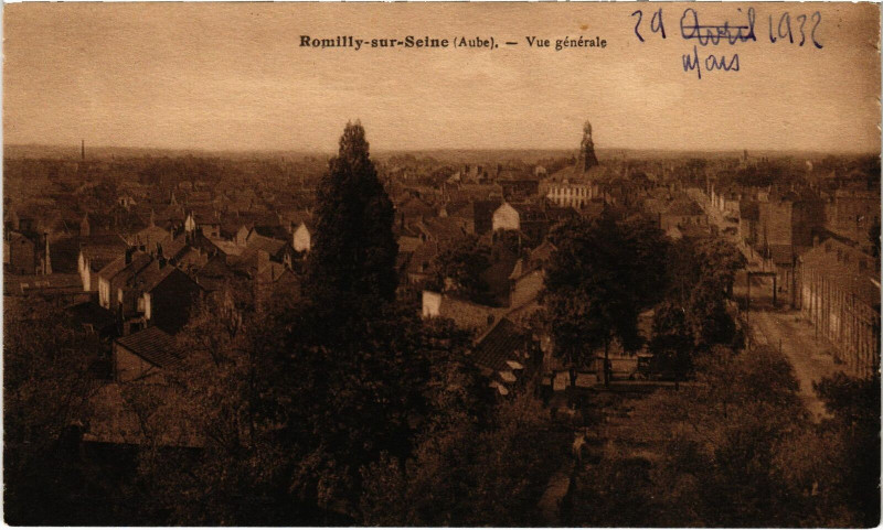 Carte postale ancienne Romilly-sur-Seine Vue générale Aube à Romilly-sur-Seine