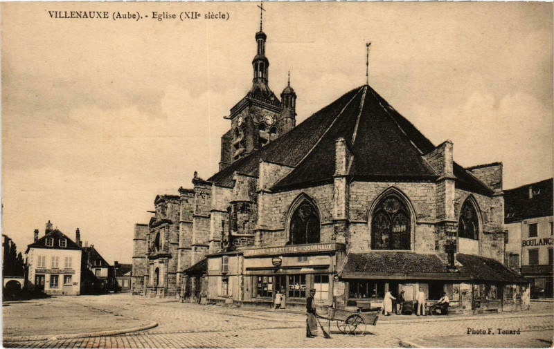 Carte postale ancienne Villenauxe Eglise Aube