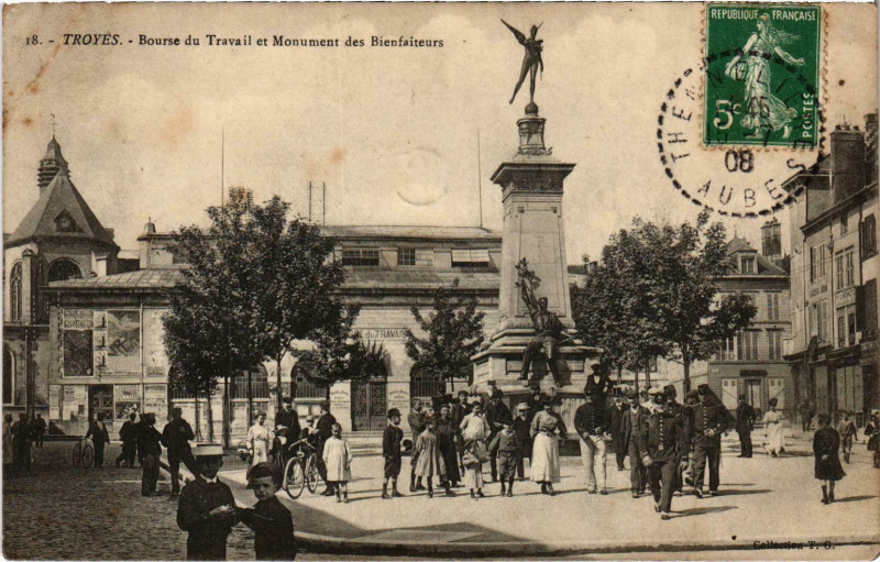 Carte postale ancienne Troyes Bourse du Travail Aube à Troyes