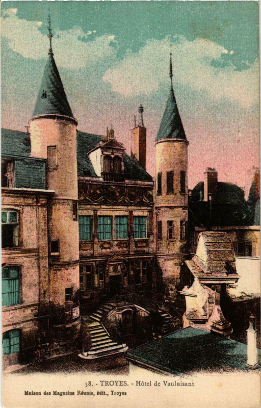 Carte postale ancienne Troyes- Hotel de Vauluisant France à Troyes