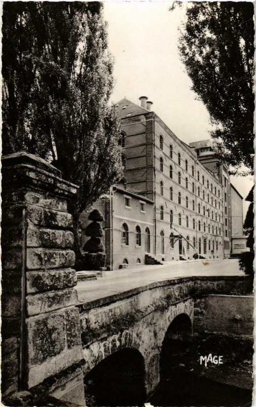 Carte postale ancienne Romilly sur Seine- Le Moulin France à Romilly-sur-Seine