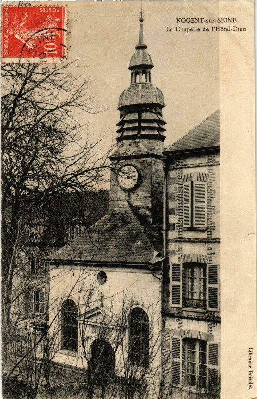 Carte postale ancienne Nogent sur Seine- La Chapelle de l'HOtel Dieu France à Nogent-sur-Seine