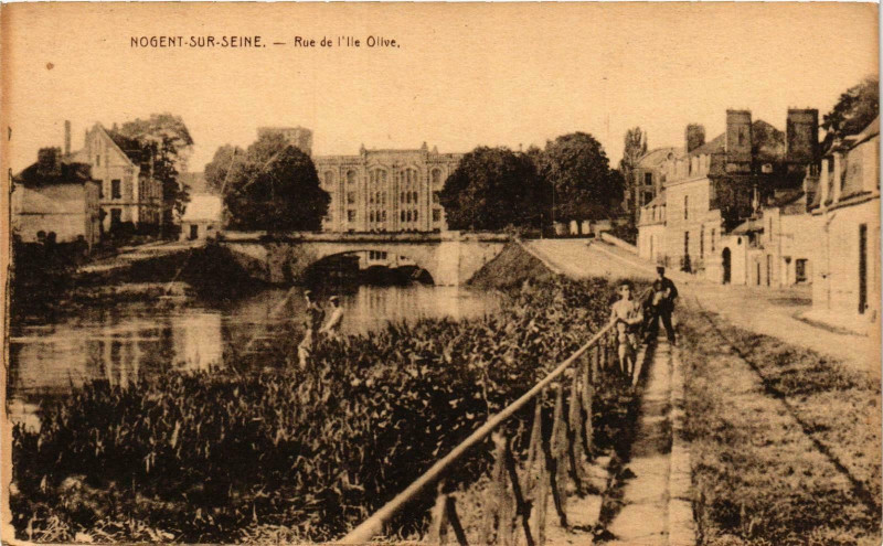Carte postale ancienne Nogent sur Seine- Rue de l'Ile Olive France à Nogent-sur-Seine