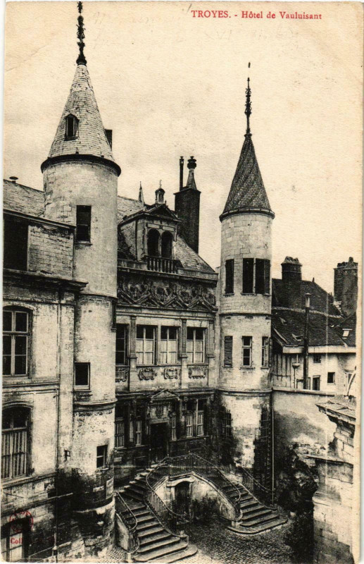 Carte postale ancienne Troyes- Hotel de Vauluisant France à Troyes