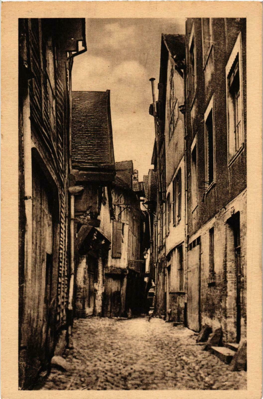Carte postale ancienne Troyes- La Rue des Chats France à Troyes