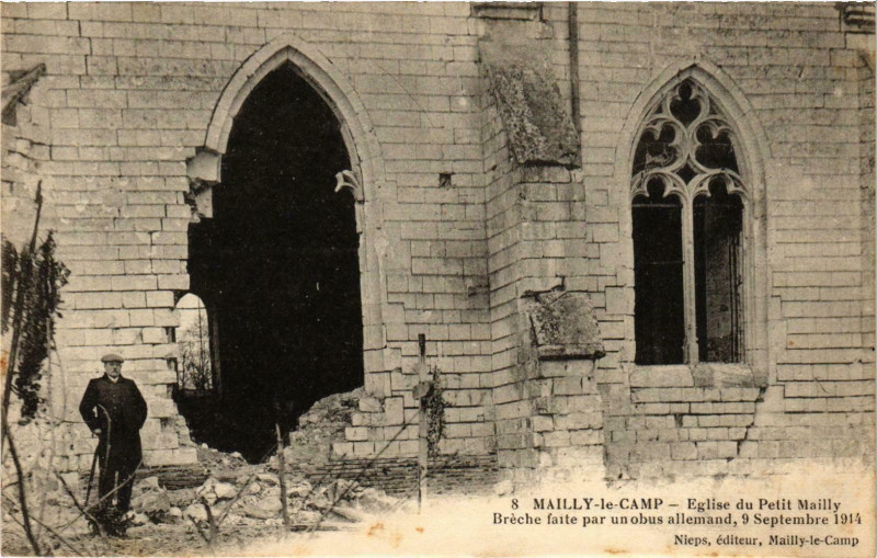 Carte postale ancienne Mailly le Camp- Eglise du Petit Mailly France à Mailly-le-Camp