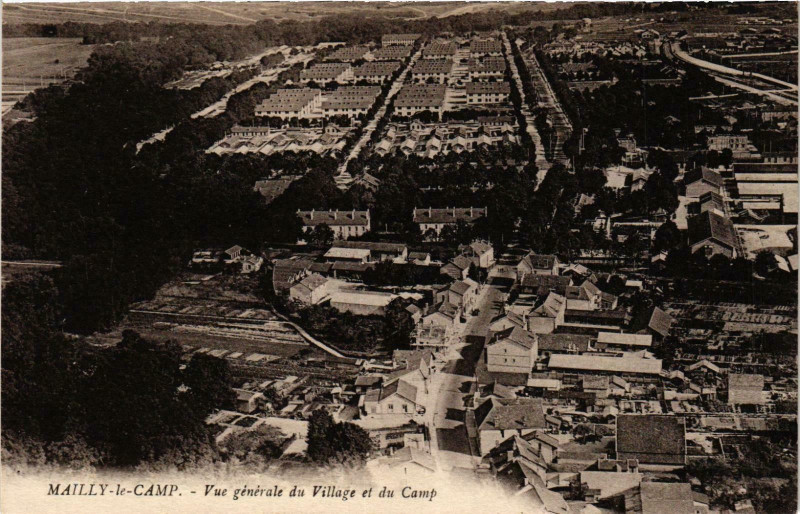 Carte postale ancienne Mailly le Camp- Vue generale France à Mailly-le-Camp