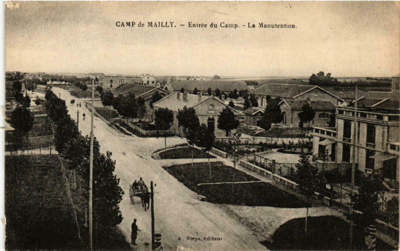 Carte postale ancienne Mailly le Camp- Entree du Camp , La Manutention France à Mailly-le-Camp
