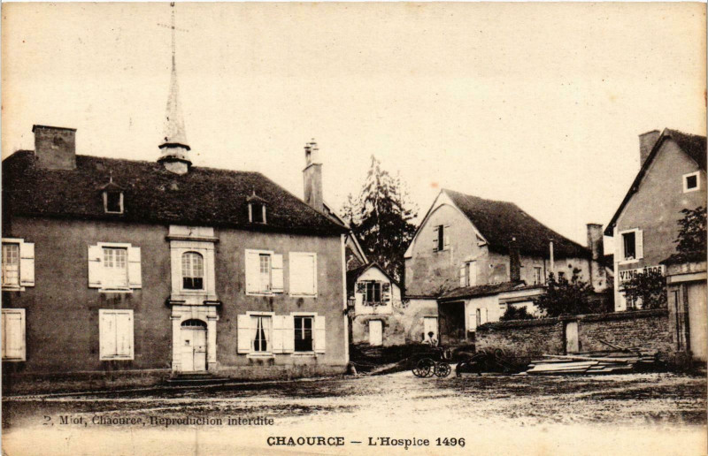 Carte postale ancienne Chaource- Hospice France à Chaource