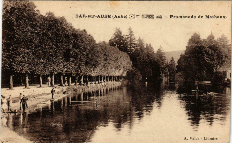 Carte postale ancienne Bar sur Aube- Promenade de Mathaux France à Mathaux