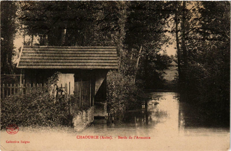 Carte postale ancienne Chaource- Bords de l'Armance France à Chaource