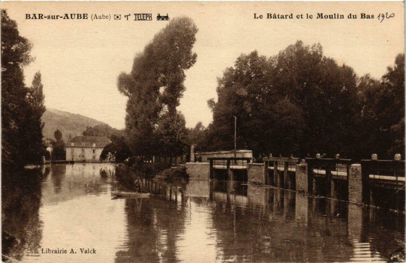 Carte postale ancienne Bar sur Aube- Le Batard et le Moulin du Bas France à Bar-sur-Aube