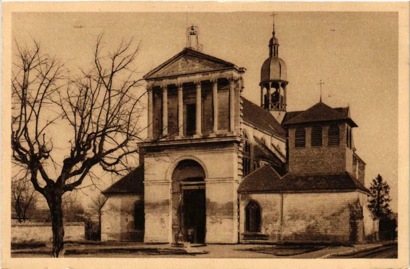 Carte postale ancienne Troyes- Eglise Saint Martin France à Troyes