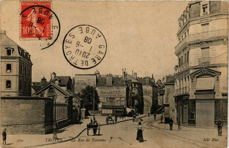 Carte postale ancienne Troyes Rue de Turenne à Troyes